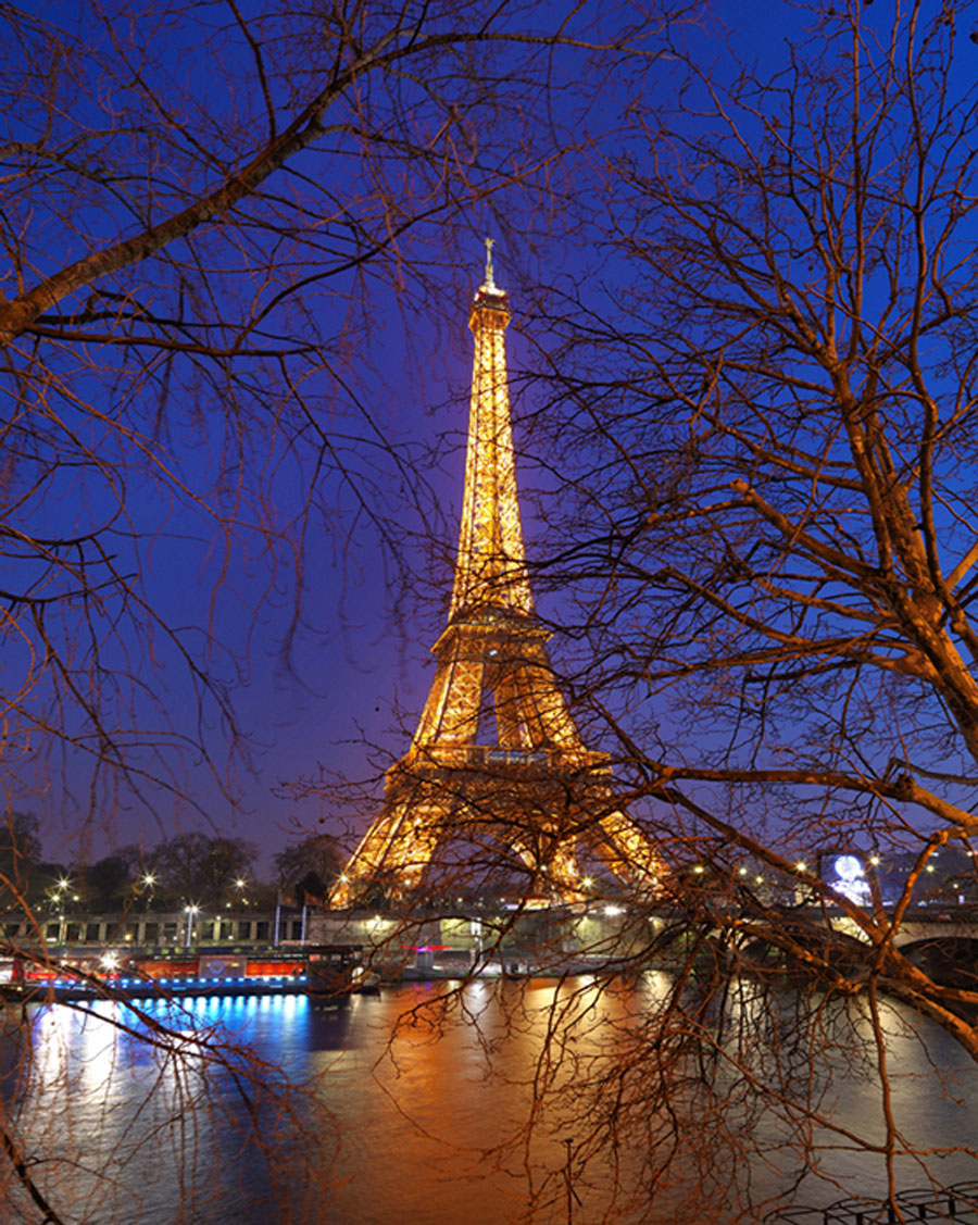 Seine River with Eiffel Tower at Night at Eurographics