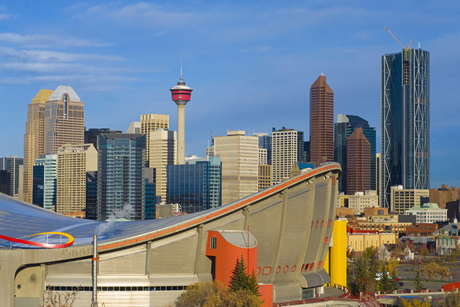 Saddle Dome & Calgary Skyline, Giclee canvas prints at Eurographics