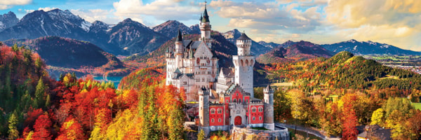 Neuschwanstein Castle in autumn